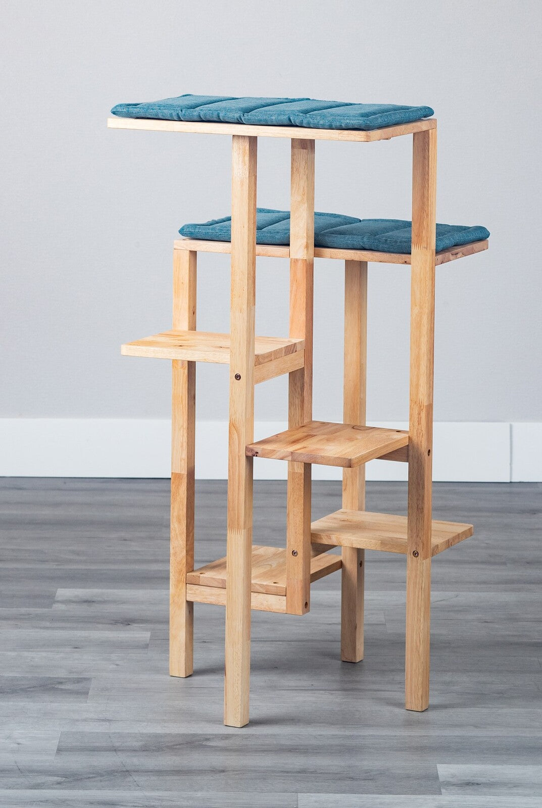 NATURAL SIGNATUREキャットタワーIII 天然木をふんだんに使った