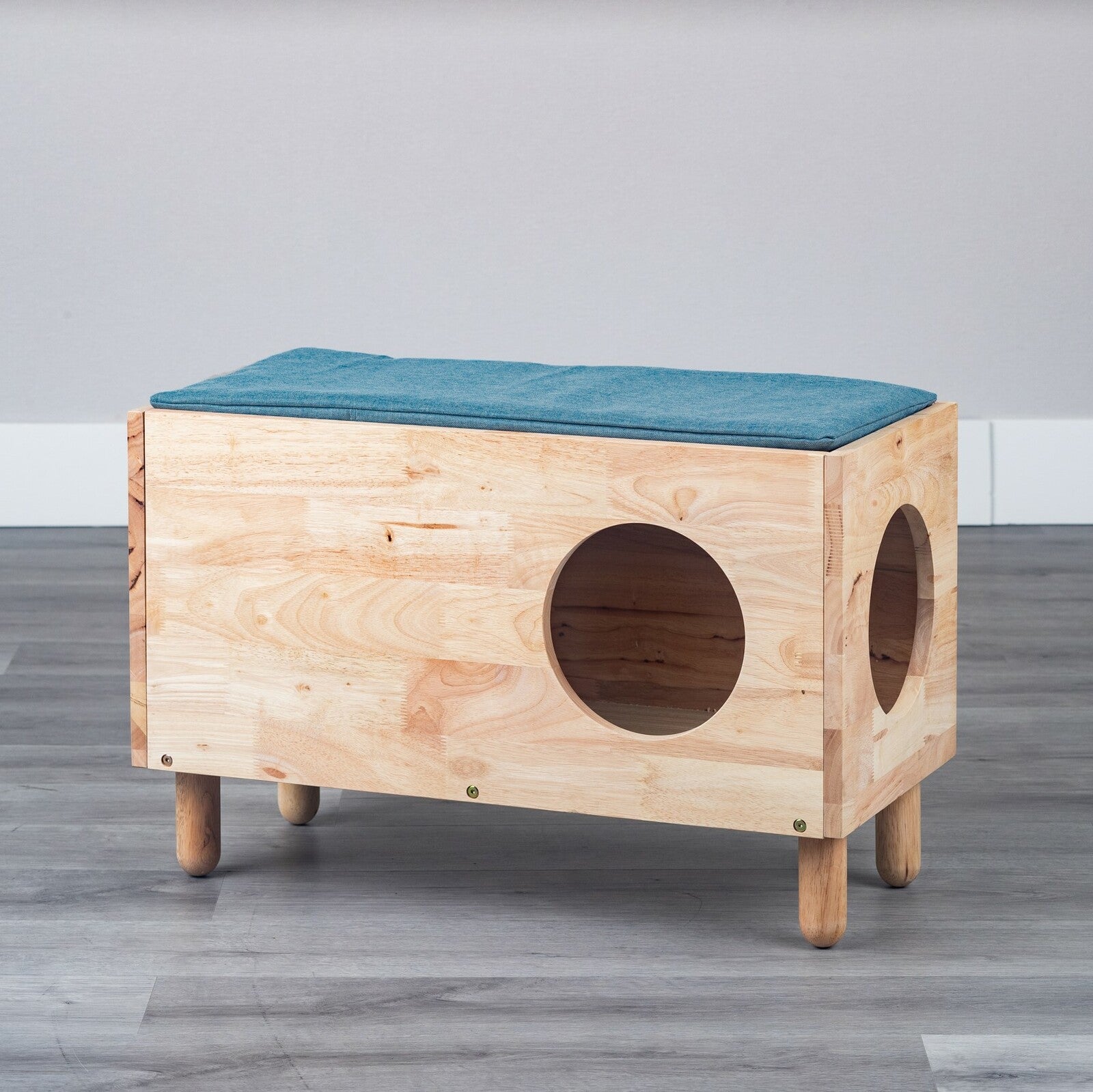 NATURAL SIGNATUREキャットハウス 天然木をふんだんに使ったナチュラル